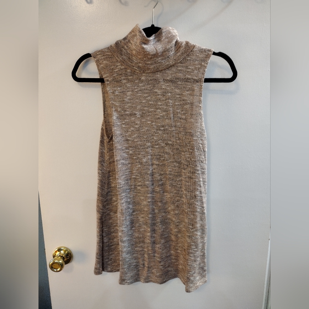Status turtle neck tank top